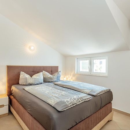Apartment Penthouse Savina Херцег-Нови Экстерьер фото