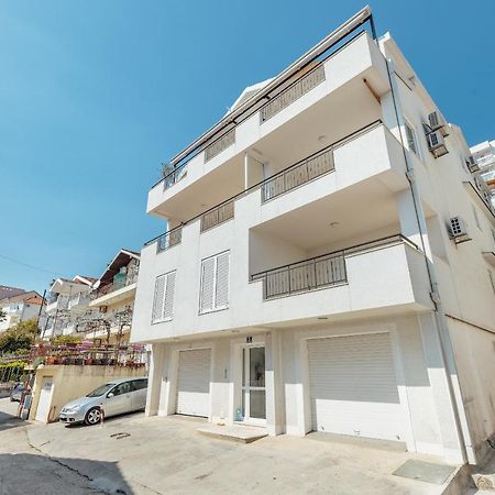 Apartment Penthouse Savina Херцег-Нови Экстерьер фото