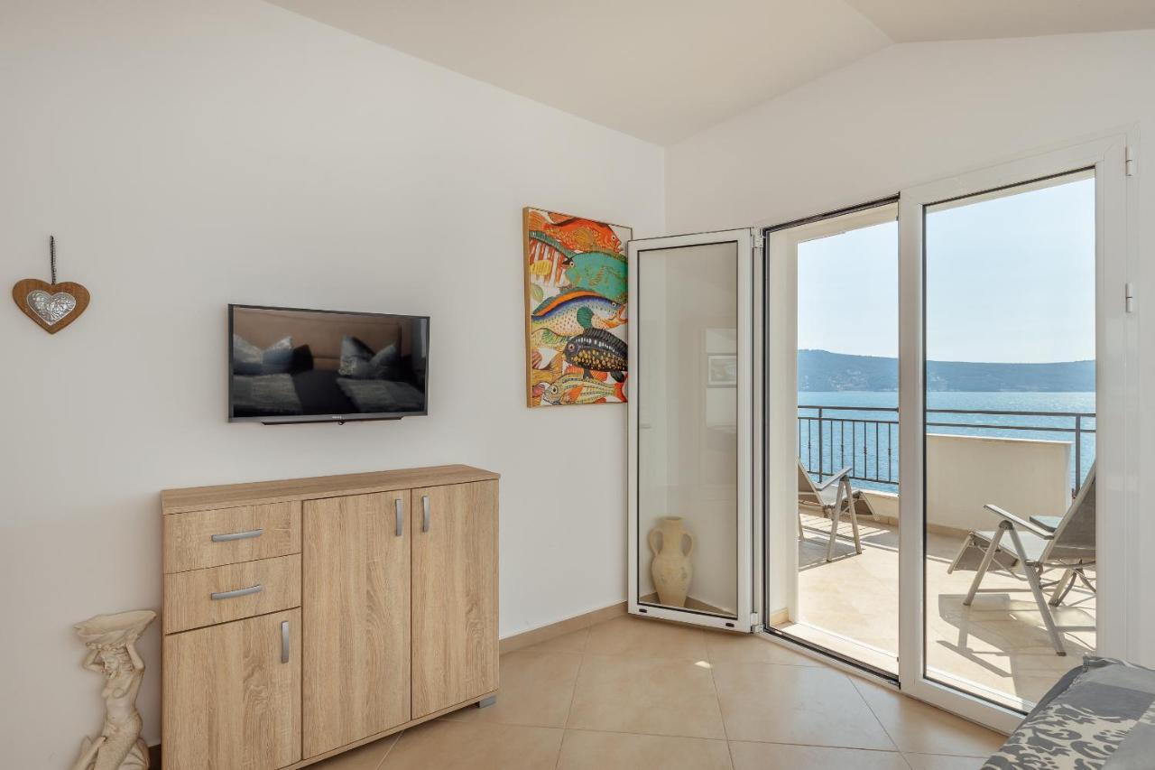 Apartment Penthouse Savina Херцег-Нови Экстерьер фото