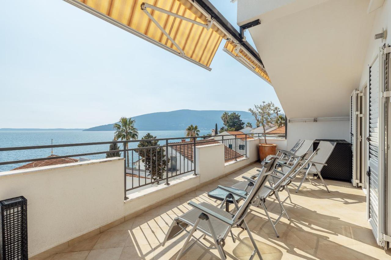 Apartment Penthouse Savina Херцег-Нови Экстерьер фото